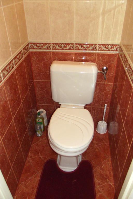 Strandfuerdo Apartman Eger Rom bilde